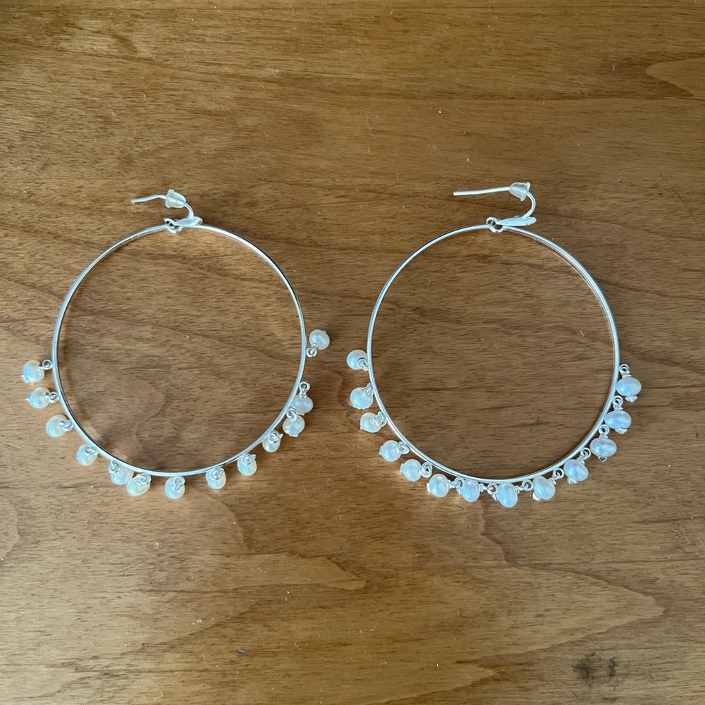 Kendra Scott Hilty Silver Hoop Earrings with White Accents